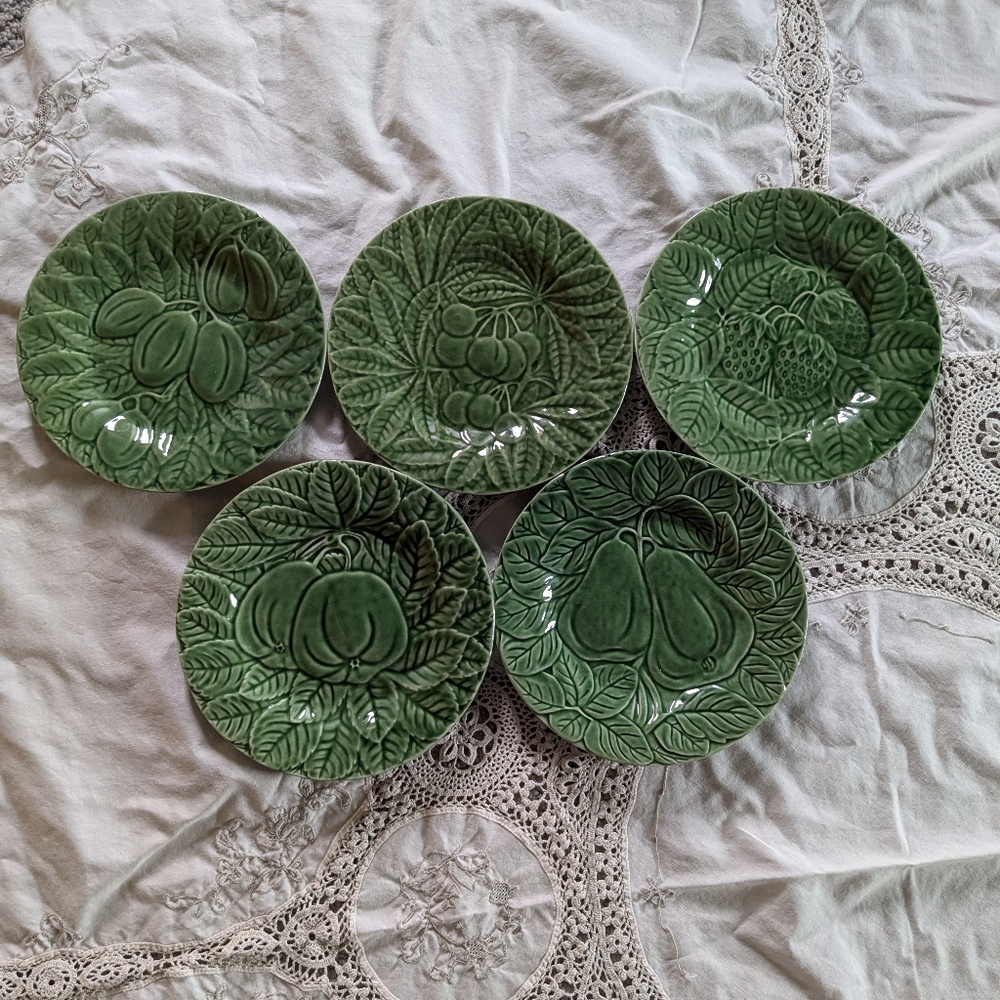 Green Leaf Pattern Ceramic Plates
